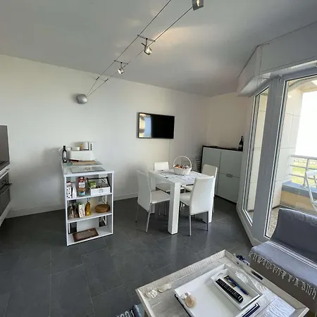 Appartamento 4 Pers Avec Piscine, Parking, Animaux Admis à - Fr-1-224c-324